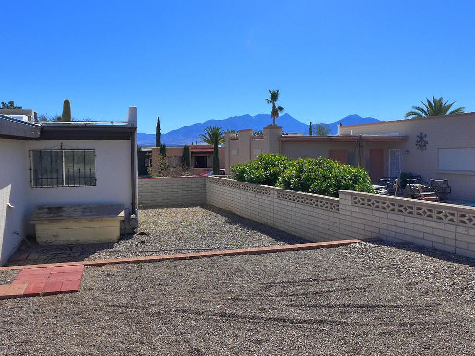 1st image of 1652 S San Carla