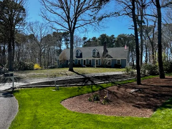 25 Nicholas Drive, Yarmouth Port, MA 02675