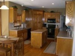 4501 N 141st St, Basehor, KS 66007