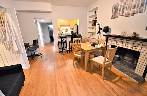 585 Beacon St #B Photo 1