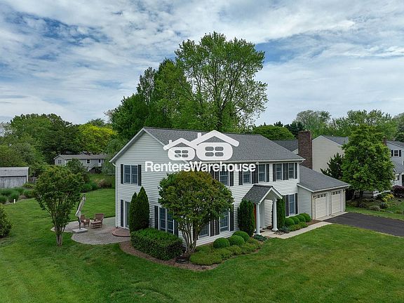 4th image of 100 E Bay View Dr