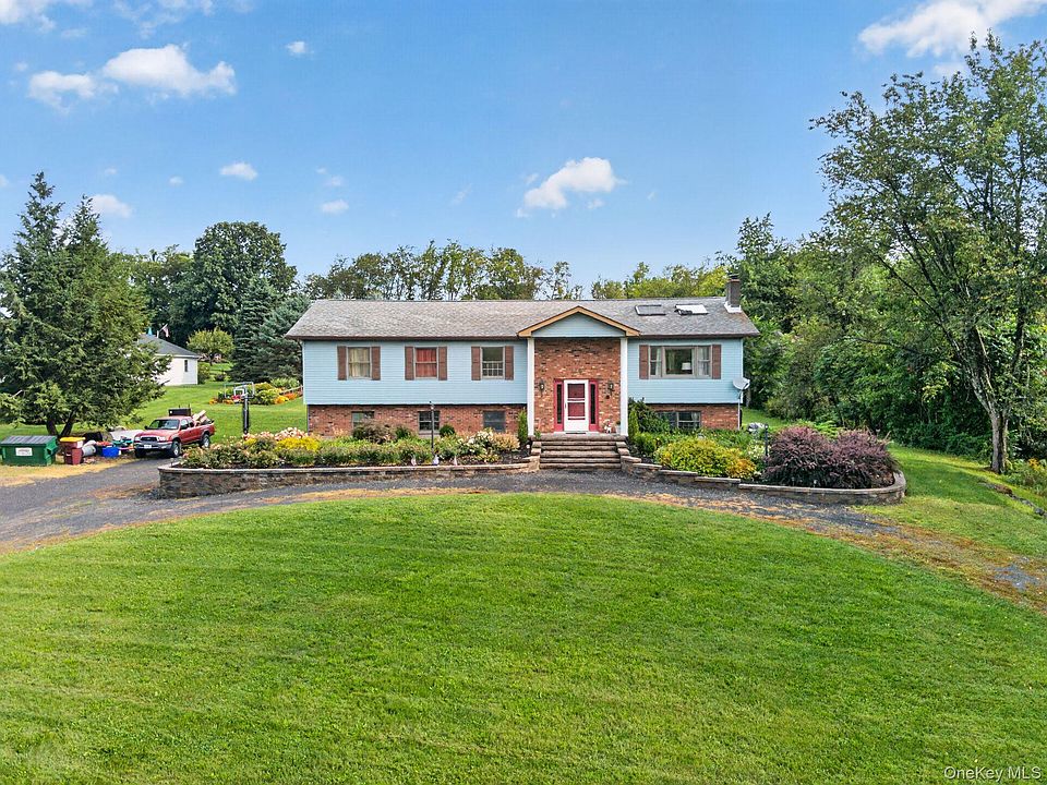 1st image of 191 Bedell Avenue
