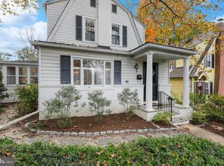 8 Lombardy Pl, Towson, MD 21204