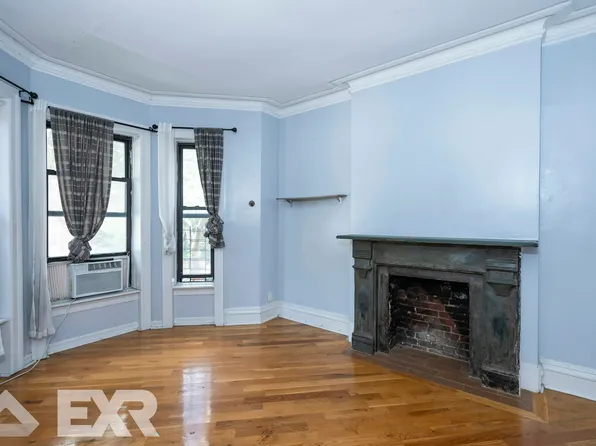 88 Clinton Avenue image 1 of 6