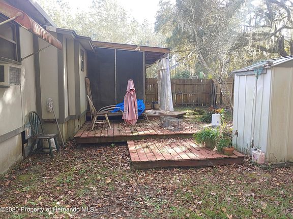 5th image of 8041 W Miss Maggie Dr