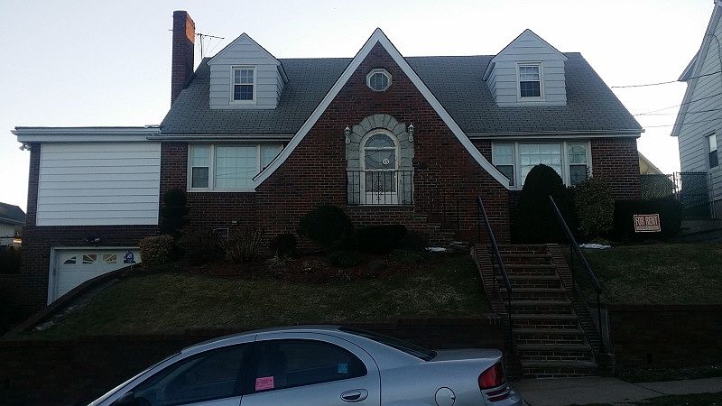 2nd image of 13 William St