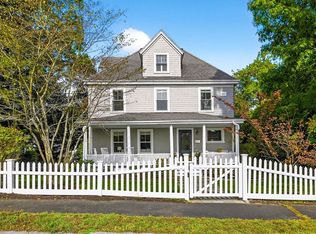 42 Calvin Rd, Wellesley, MA 02481