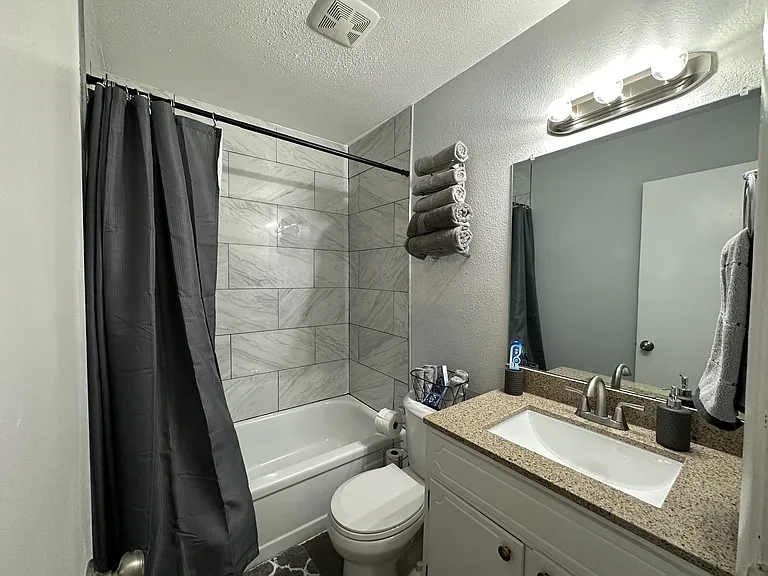 3801 Elizabeth St #3-10 — Photo 24