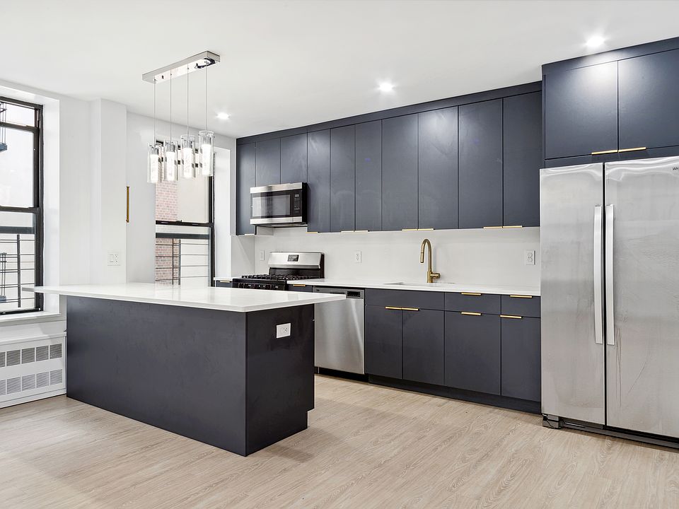 1st image of 150 Crown St #D23