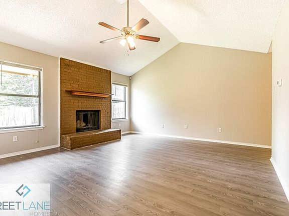 2nd image of 405 Chambers Creek Dr S