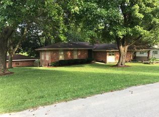 5757 S Roanoke Ave, Springfield, MO 65810