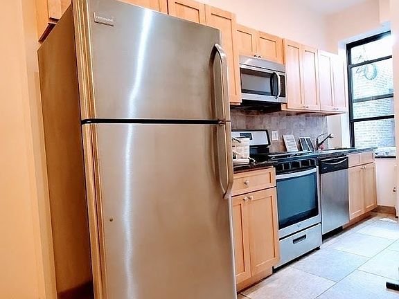 2nd image of 745 9th Ave #5SS