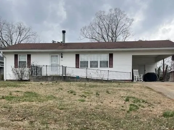 702 E Madison Ave, Athens, TN 37303