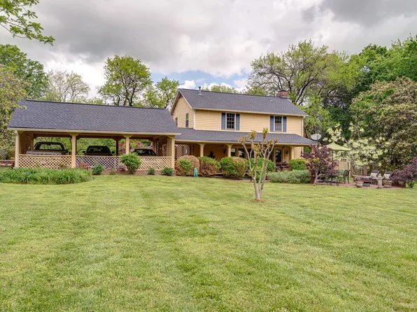 709 Hogan Rd, Nashville, TN 37220