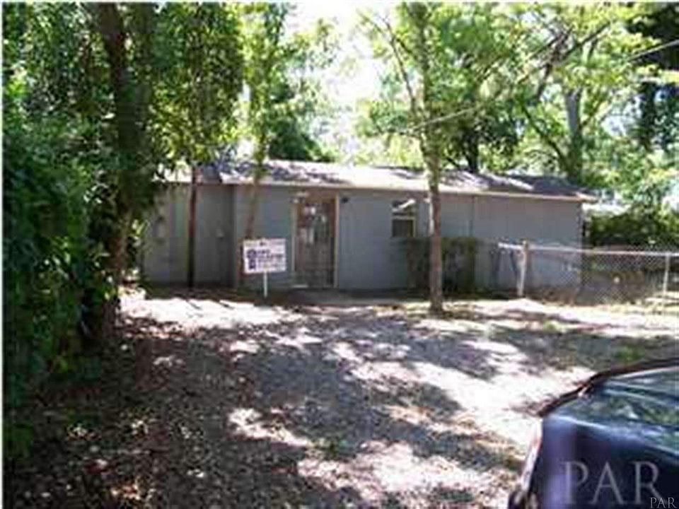 1st image of 6009 Sewell St APT B