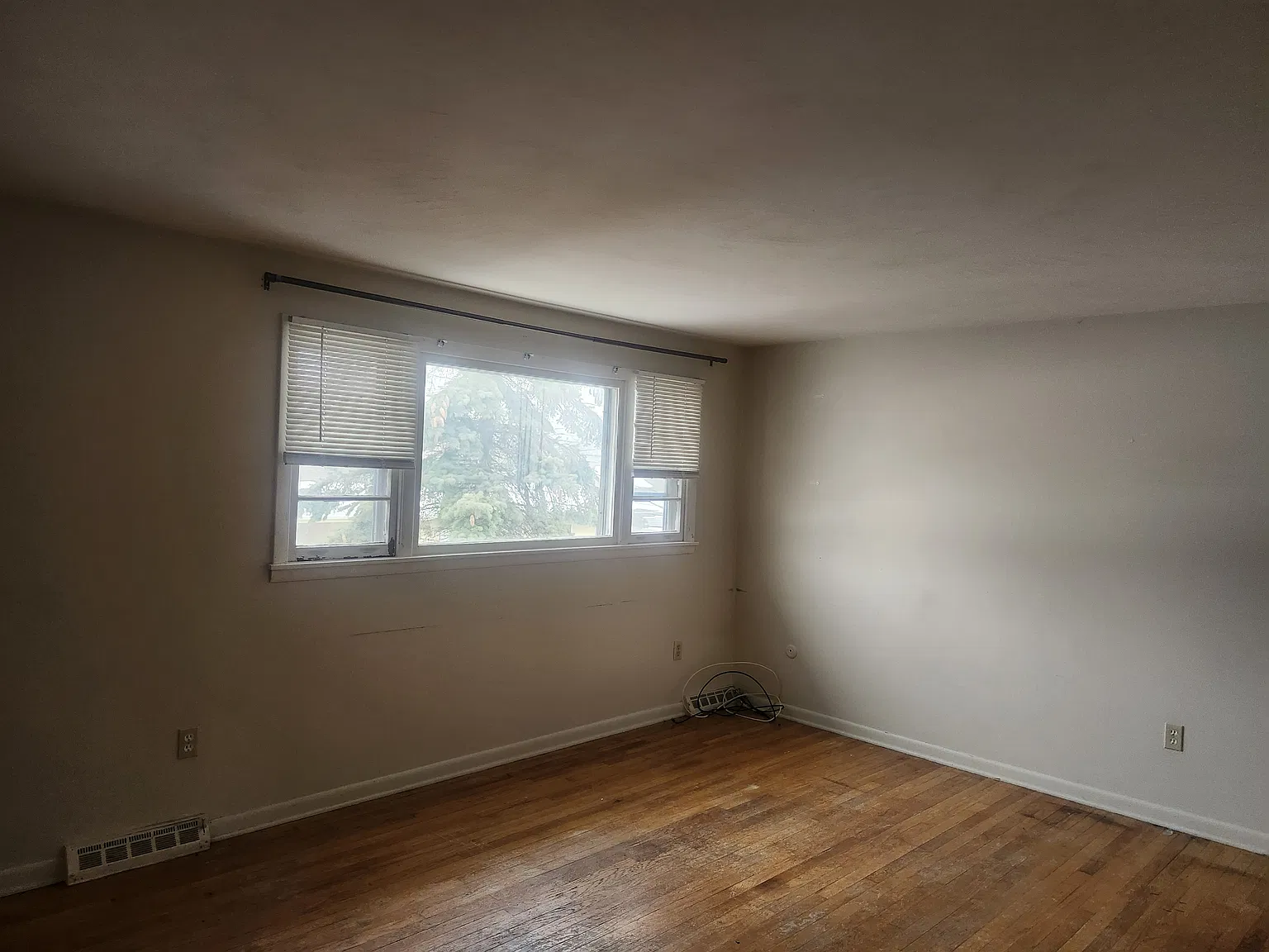 2 bed, 900 sqft, $1,495 — Photo 2