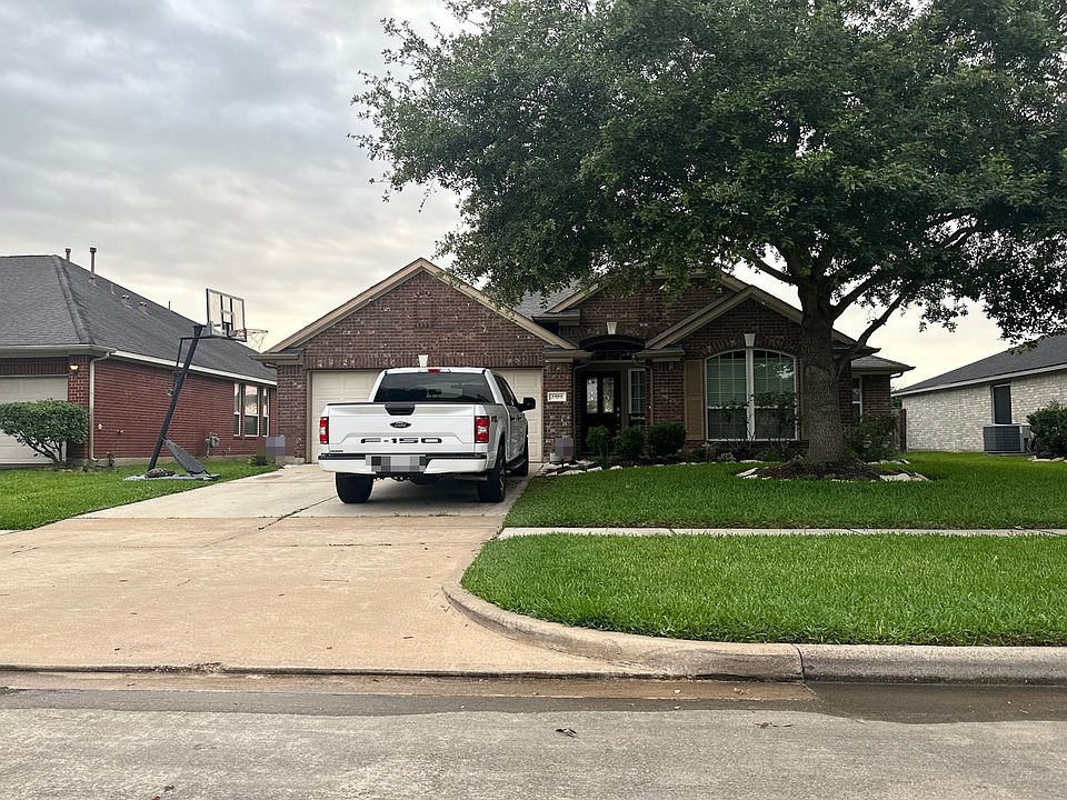 1st image of 1804 Foxglove Dr