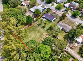 10830 NE 10th Ct, Miami, FL 33161