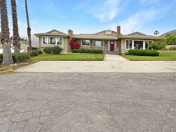 4th image of 1465 N Hilltop Dr