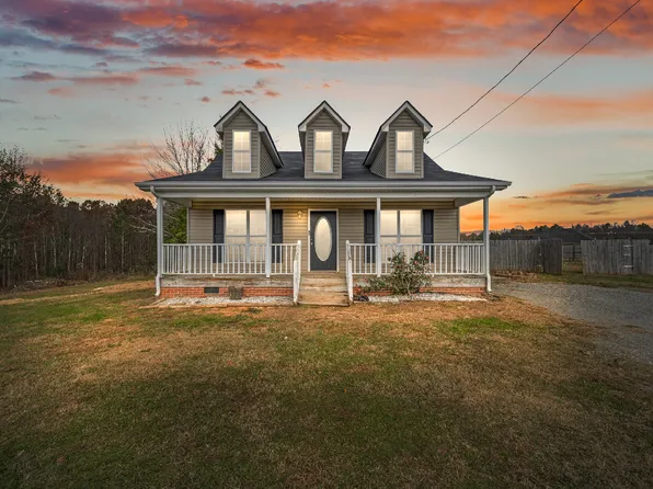11 Boone Dr, Fayetteville, TN 37334