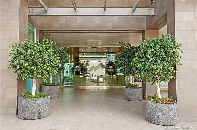 1 bed, 1041 sqft, $3,000 — Photo 3