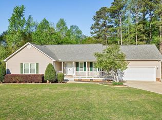 196 Turtle Point Dr, Fuquay Varina, NC 27526