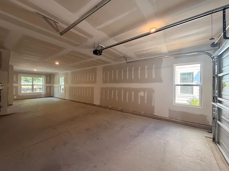 1344 Hamilton St — Photo 43