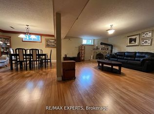 12 Blue Haven Cres, Toronto, ON M9M1W5
