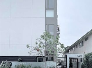 1729 S Barrington Ave #3, Los Angeles, CA 90025