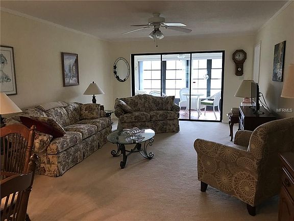 2nd image of 3012 Granada Ct