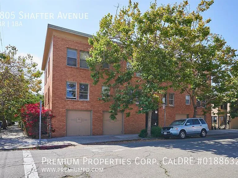 3805 Shafter Ave — Photo 1