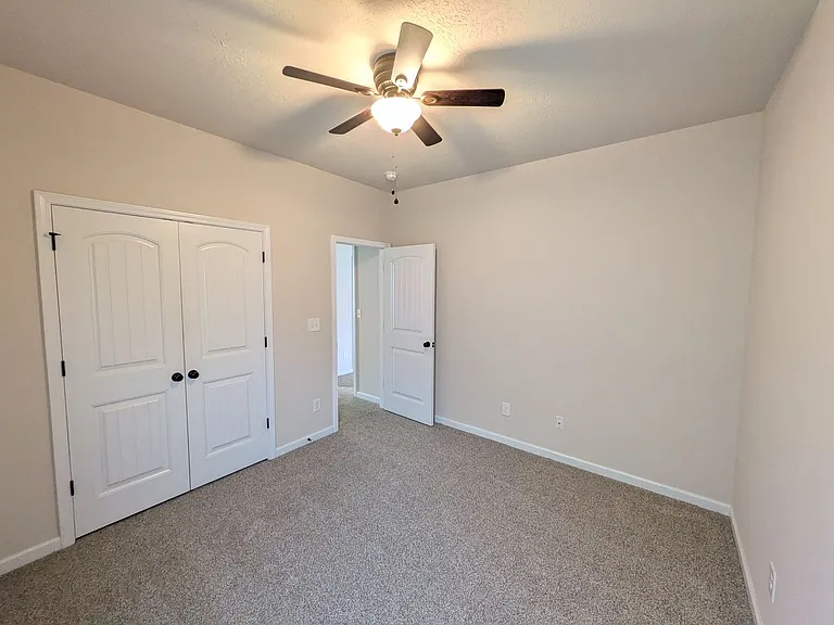 859 Westlawn Dr — Photo 17
