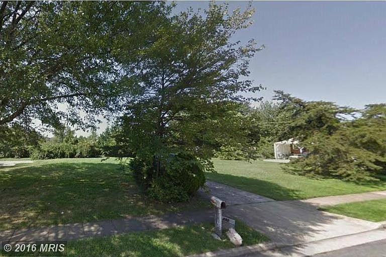 2nd image of 10909 Marilta Ct