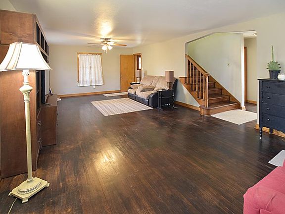 3rd image of 2573 Harvester Ave E