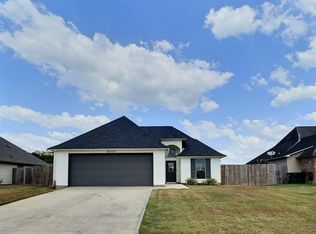 41460 Hearthstone Ave, Prairieville, LA 70769