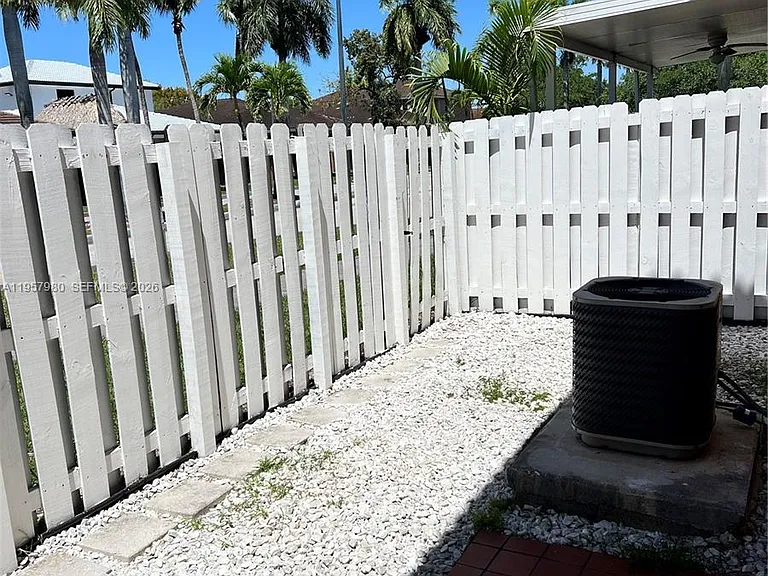 3810 SW 153rd Pl — Photo 33