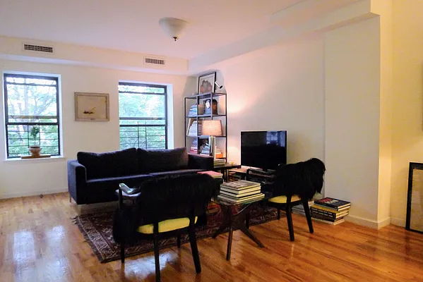 Rented by Compass | media 26