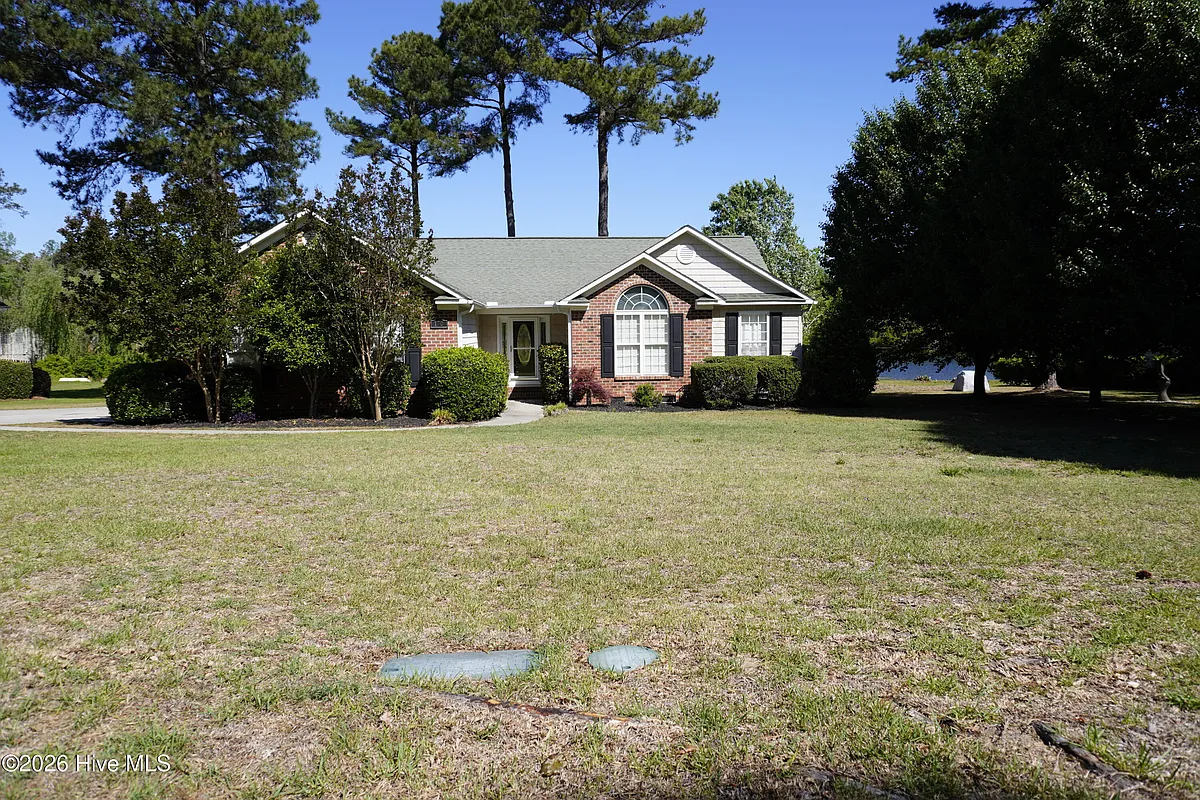 Building Photo - 170 Russet Ct