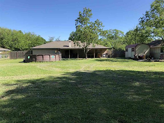 3rd image of 7825 Ginger Ln