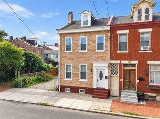 1820 Sarah St, Pittsburgh, PA 15203