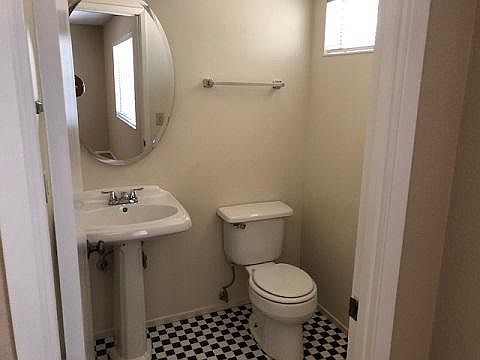 5th image of 17040 Aspen Way
