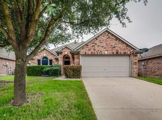 126 Valley View Dr, Waxahachie, TX 75167