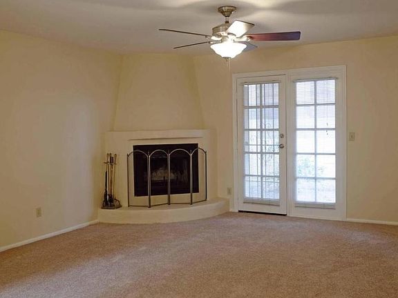 2nd image of 15402 N 28th St Unit 120