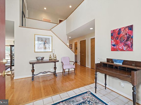 3rd image of 100 Bellant Cir