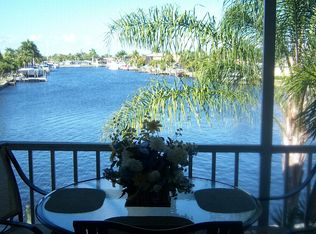 1927 SE 40th Ter APT 207, Cape Coral, FL 33904
