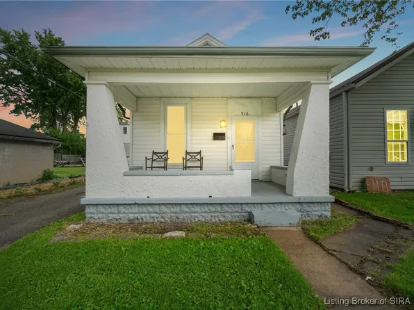 916 S Sherwood Avenue, Clarksville, IN 47129