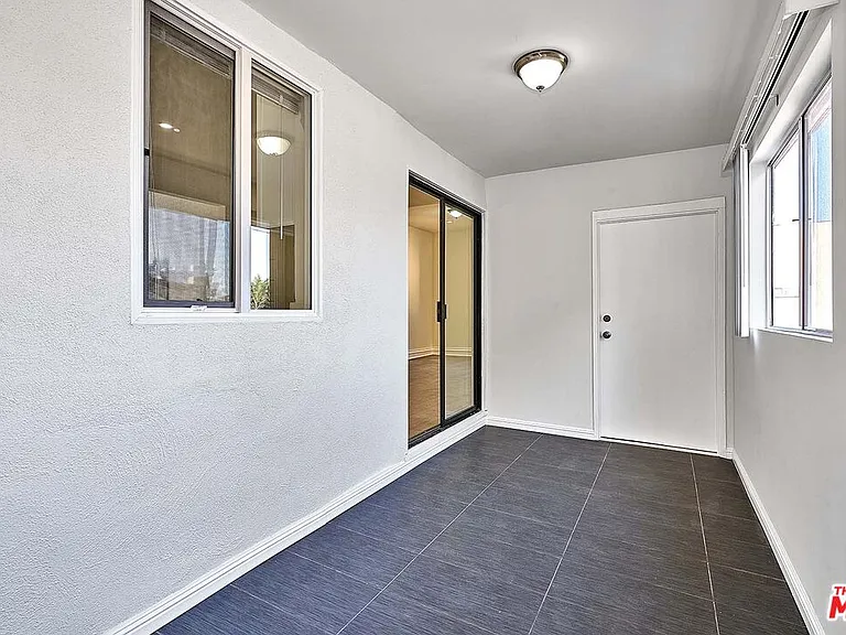 826 S Park View St #3 — Photo 21