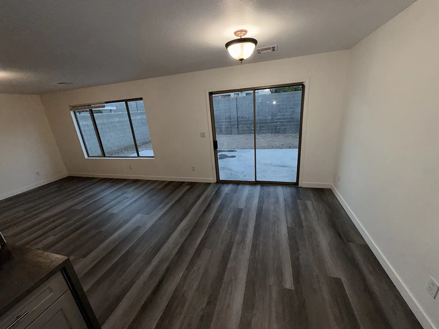 Pagosa Springs Dr, Las Vegas — Photo 4