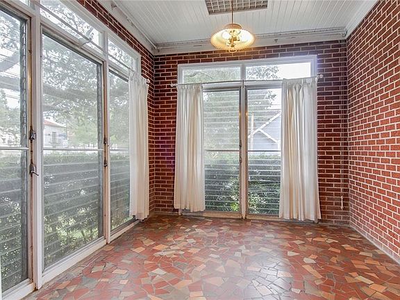 5th image of 6200 Fontainebleau Dr