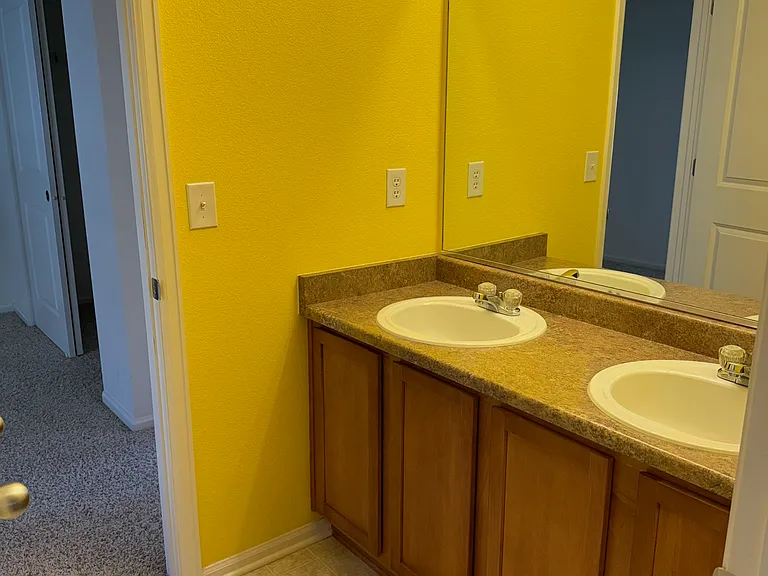 3586 N Akron St — Photo 9